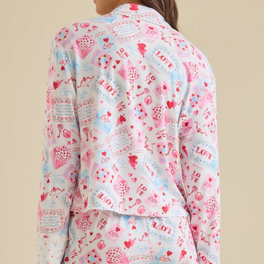 Altar’d State Valentine Sleep Top - Picture 4 of 5